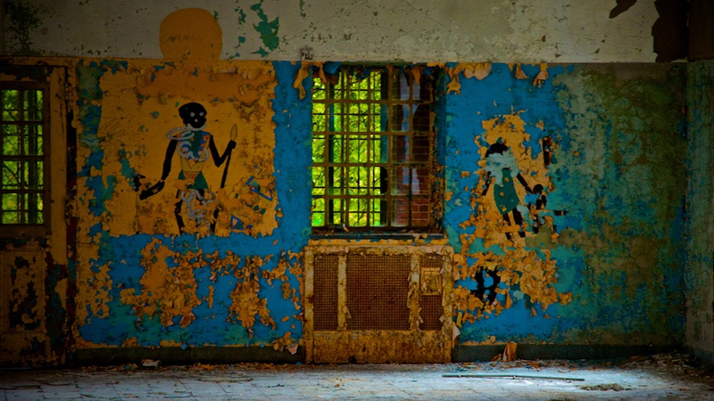 Illustration for article titled The Creepy World of Abandoned Asylums